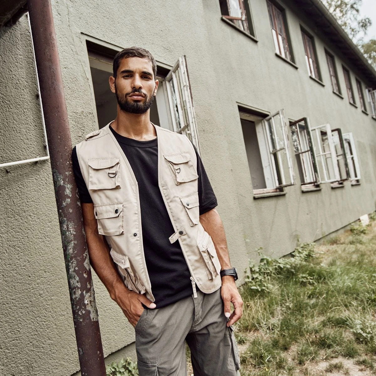 Brandit Hunting Vest Beige 5 Brandit Hunting Vest Beige - Image 3