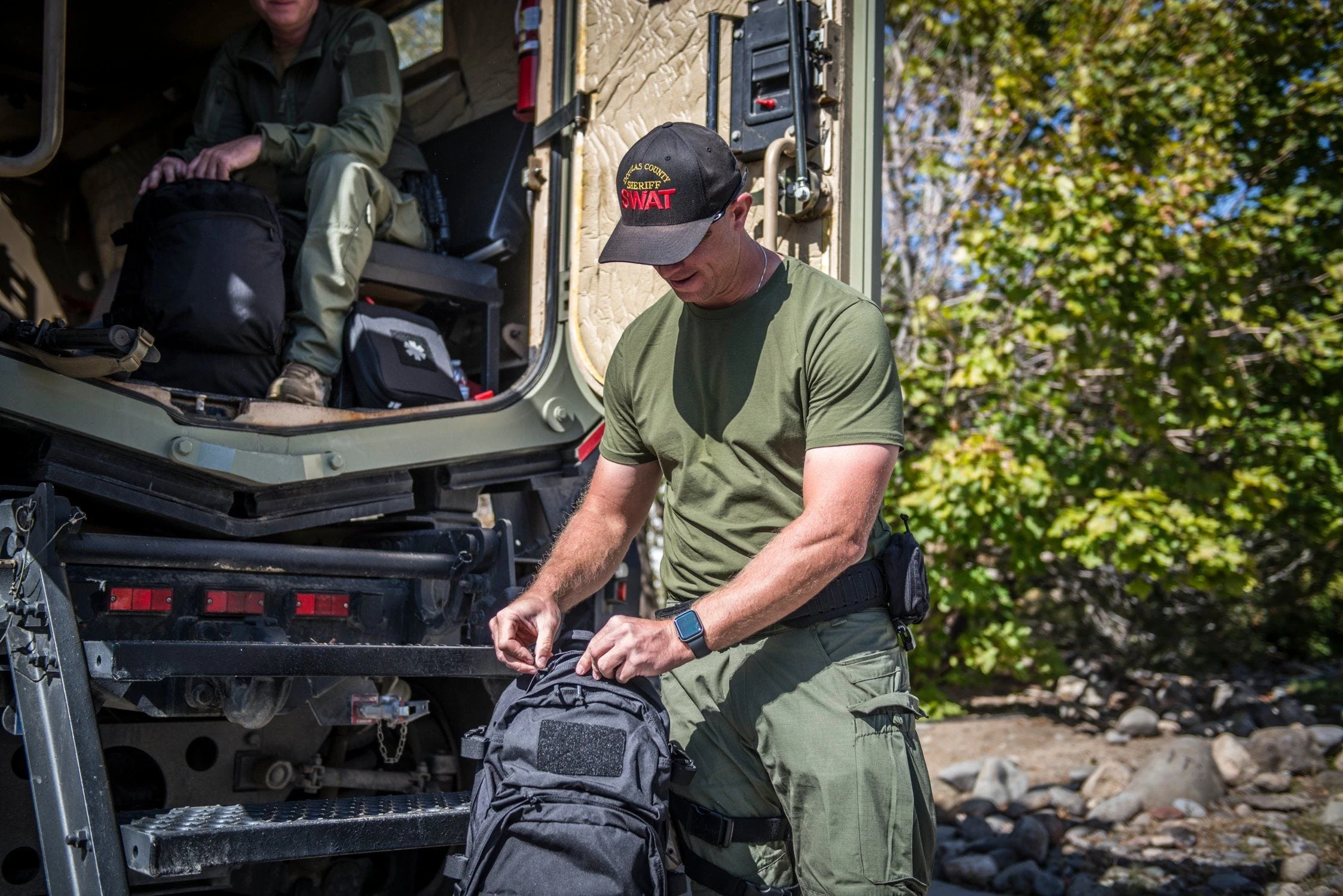 Helikon T-Shirt Slim Khaki 6 Helikon T-Shirt Slim Khaki - Image 4