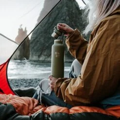 Earthwell Woodie Vacuum Bottle 650ml Walnut / Aqua Blue -Military1st Shop earthwell woodie vb lifestyle 002 6