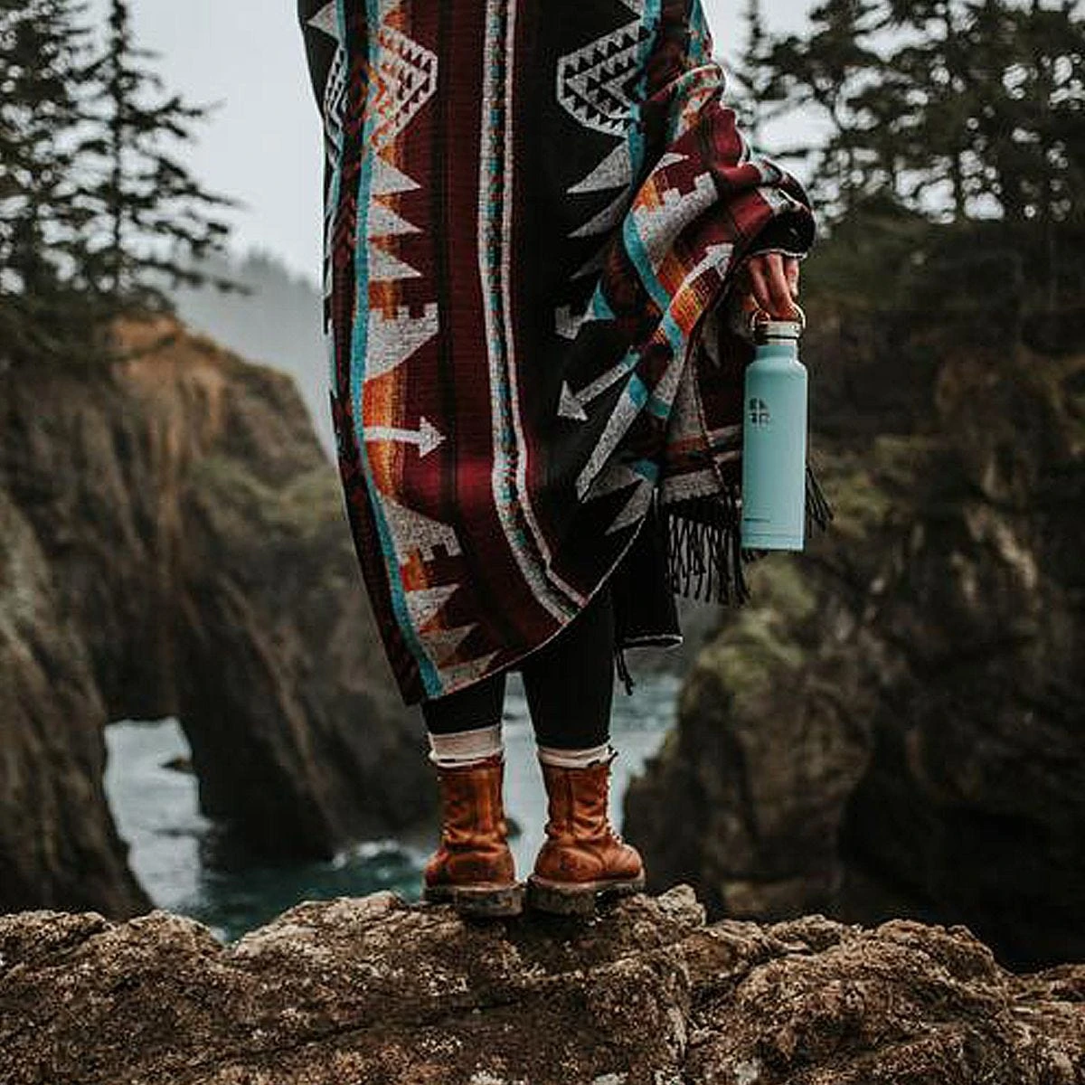 Earthwell Woodie Vacuum Bottle 650ml Pine / Aqua Blue 6 Earthwell Woodie Vacuum Bottle 650ml Pine / Aqua Blue - Image 4