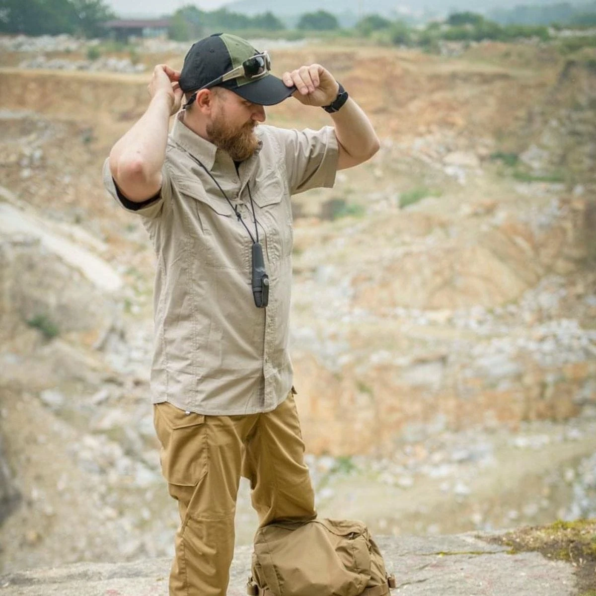 Helikon Logo Cap Polycotton Ripstop Black / Olive Green 5 Helikon Logo Cap Polycotton Ripstop Black / Olive Green - Image 3